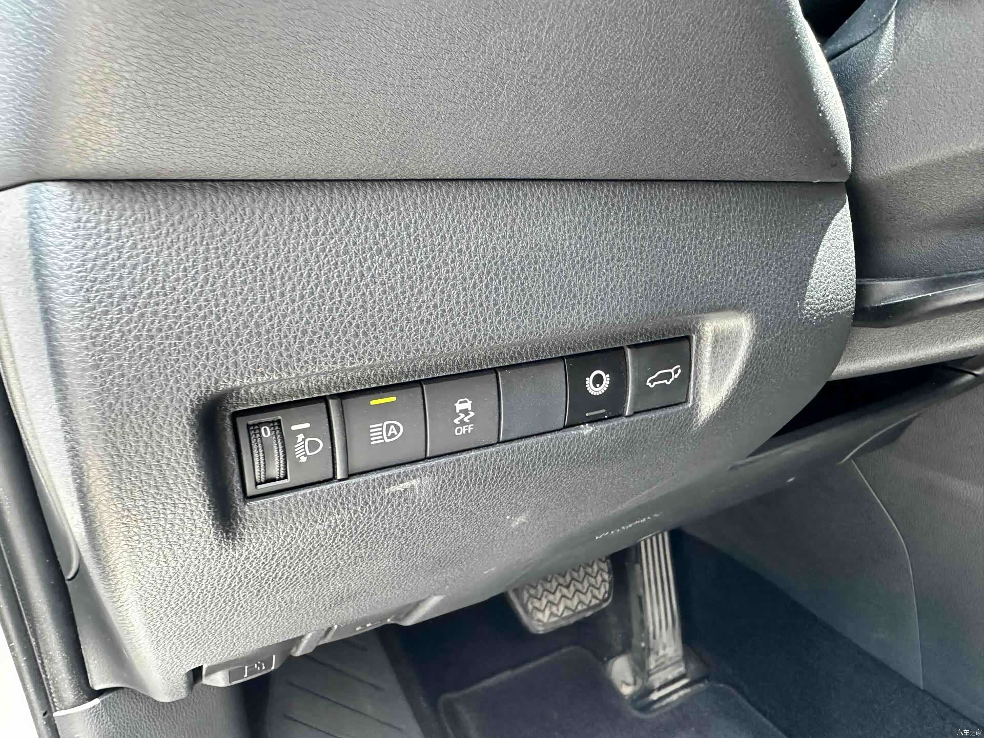 Toyota Venza, 2024 23