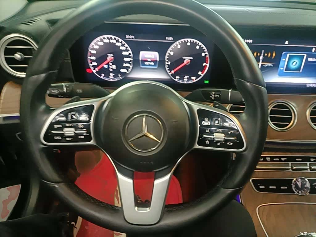 Mercedes-Benz E-Class, 2019 11
