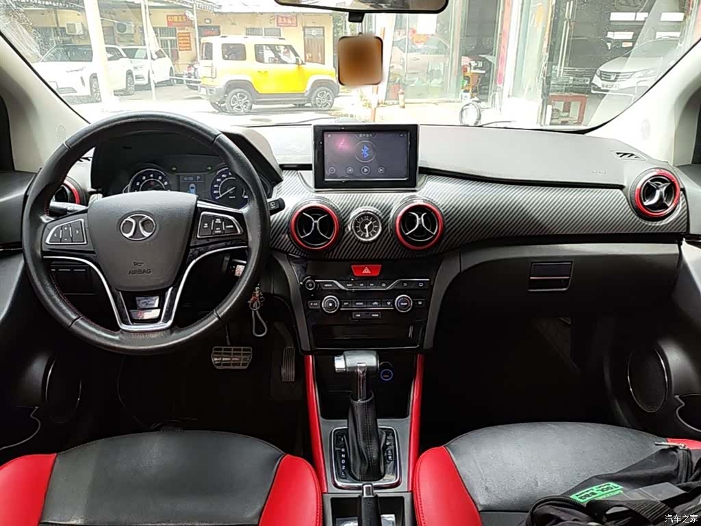 BAIC X25, 2017 10