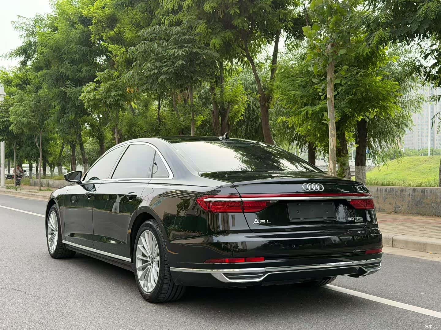 Audi A8L, 2021 7