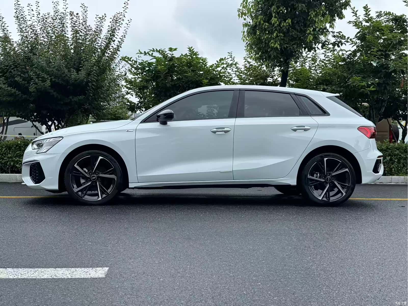 Audi A3, 2023 все фото