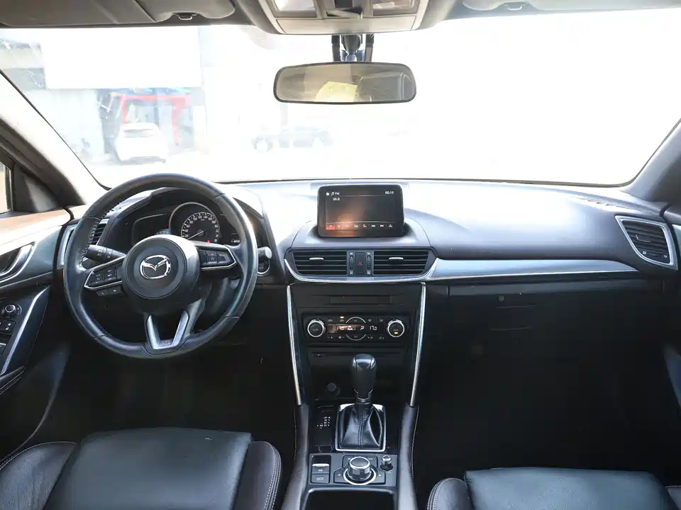 Mazda CX-4