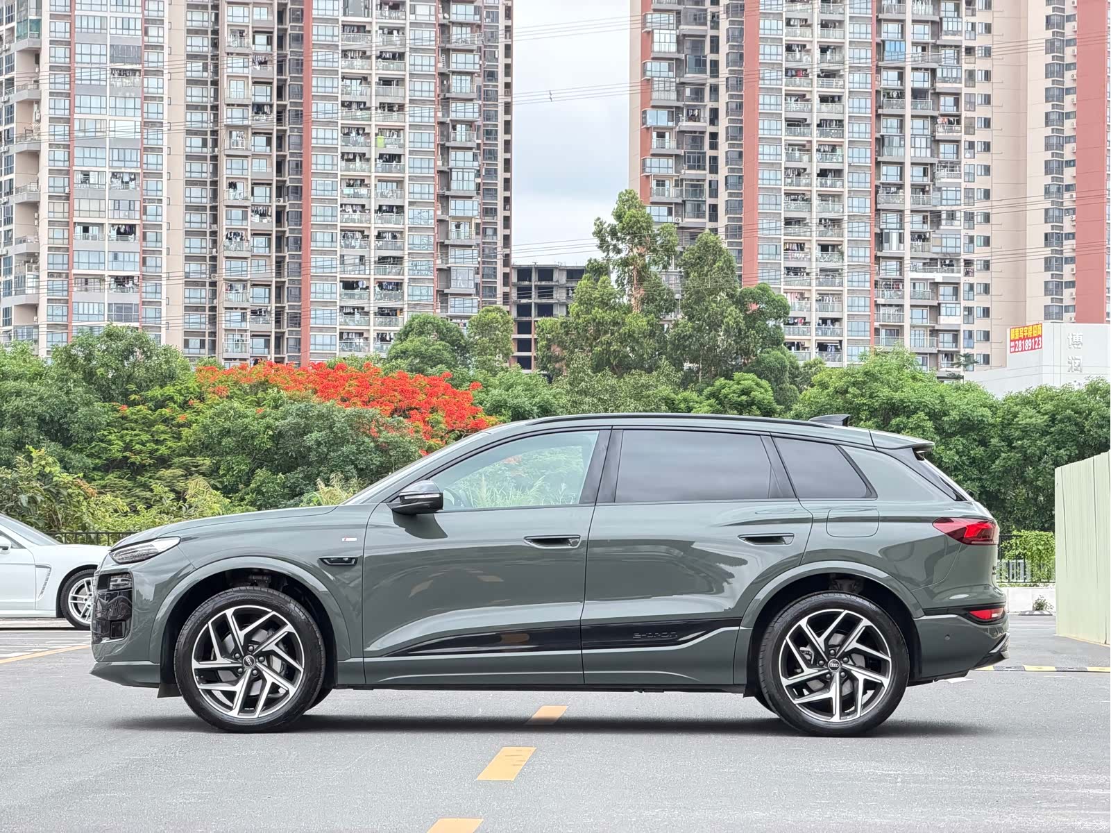 Audi e-tron, 2025 24
