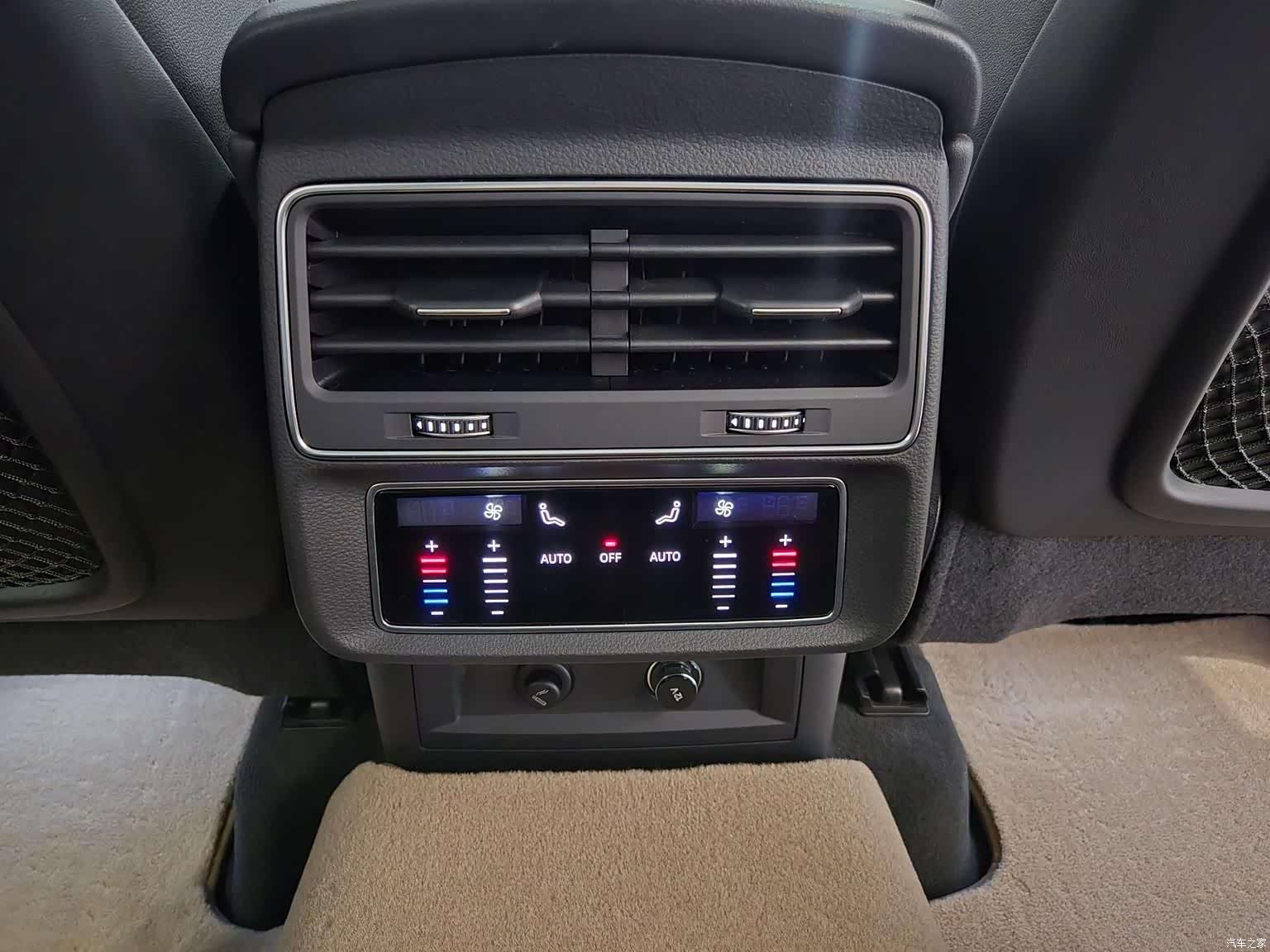 Audi Q7, 2024 19
