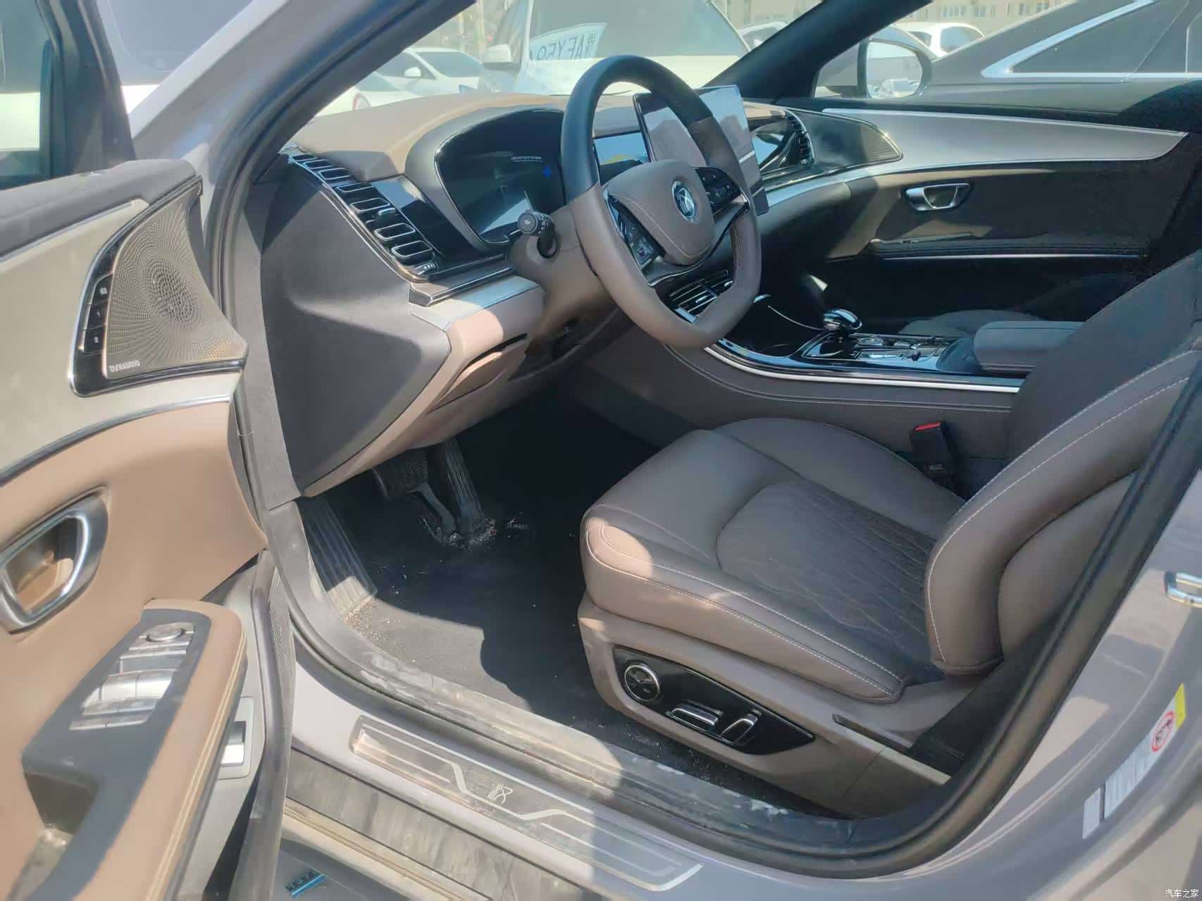 BYD Han, 2025 все фото