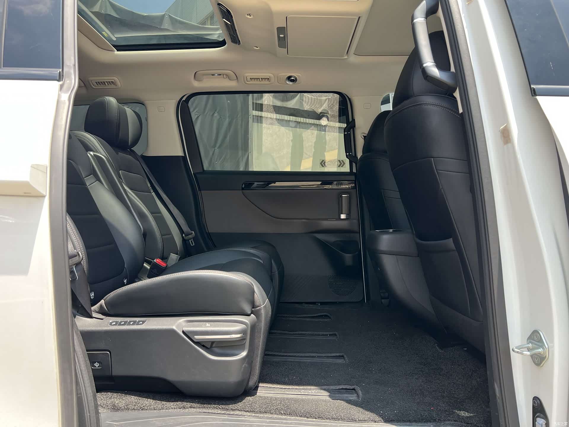 Trumpchi E8, 2024 18