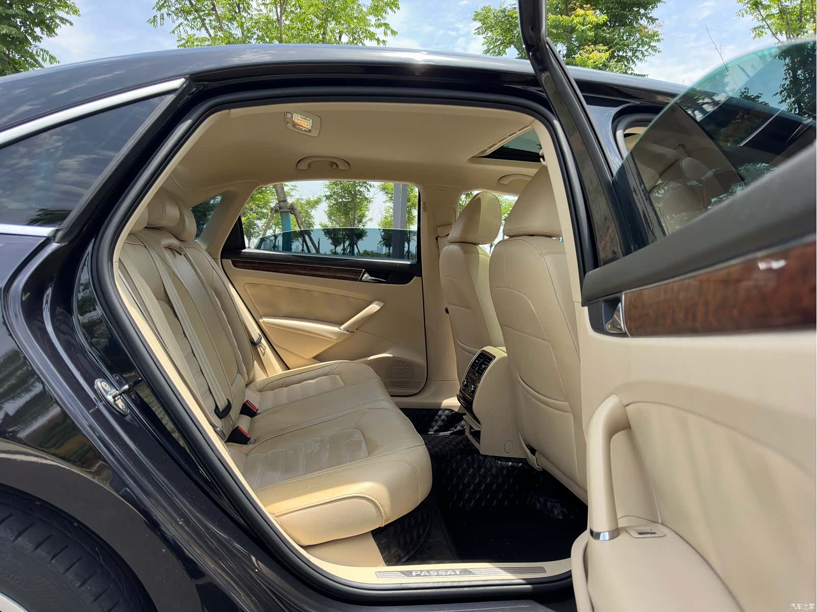 Volkswagen Passat, 2013 12