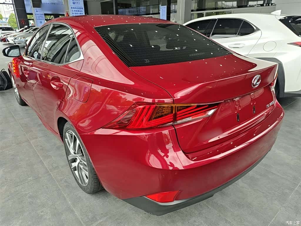 Lexus IS, 2019 все фото
