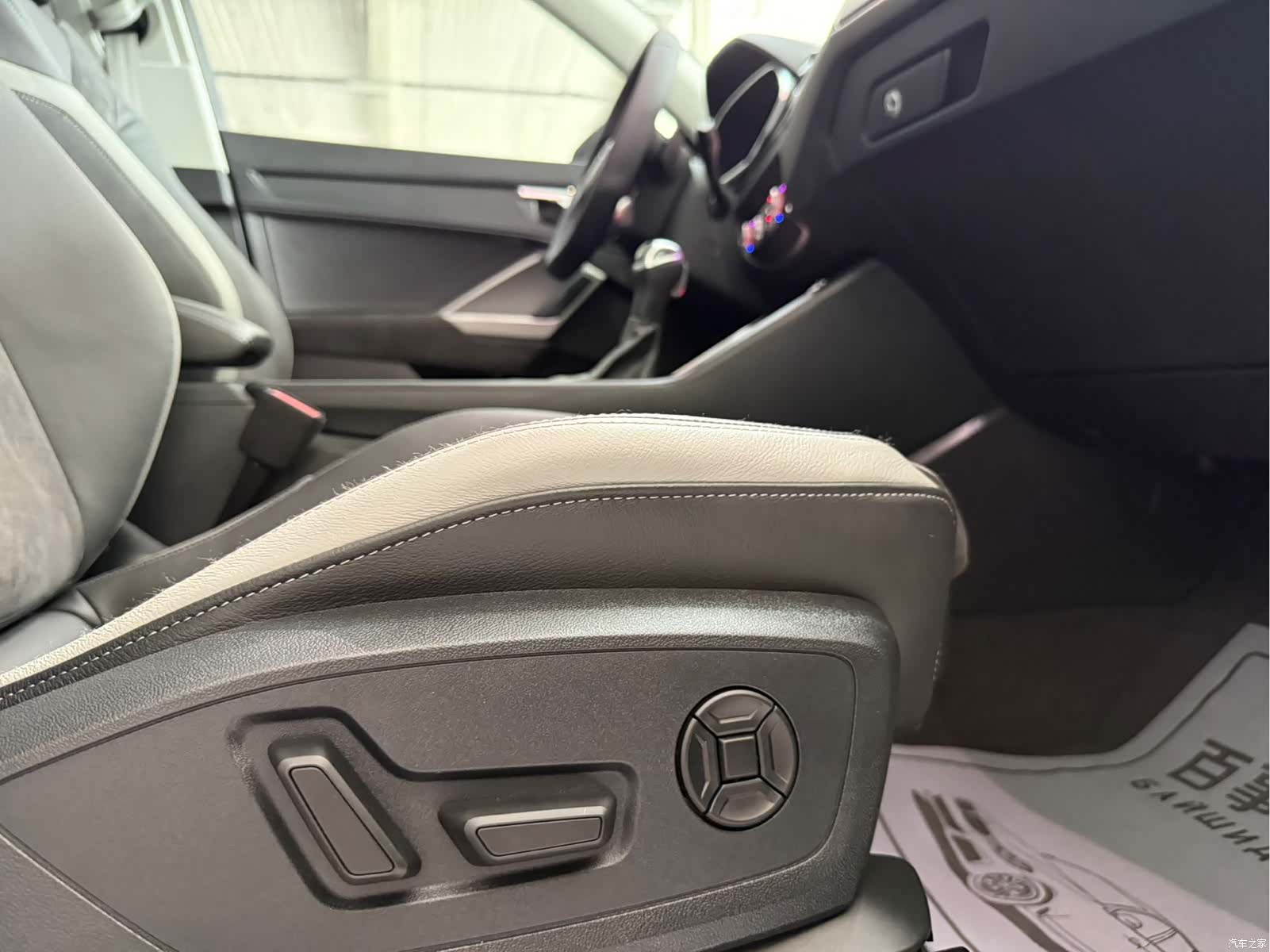 Audi Q3, 2022 19