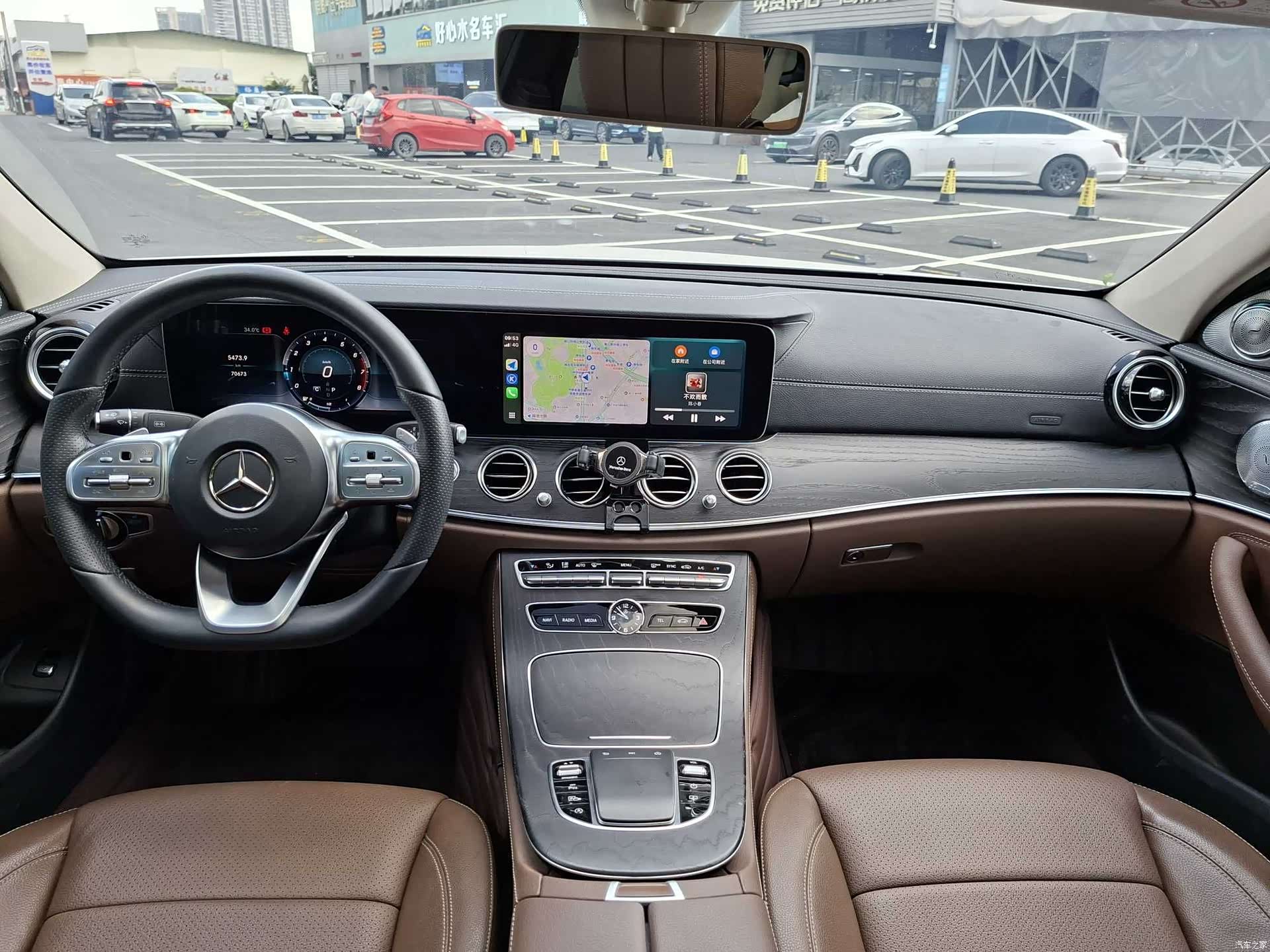 Mercedes-Benz E-Class, 2019 11