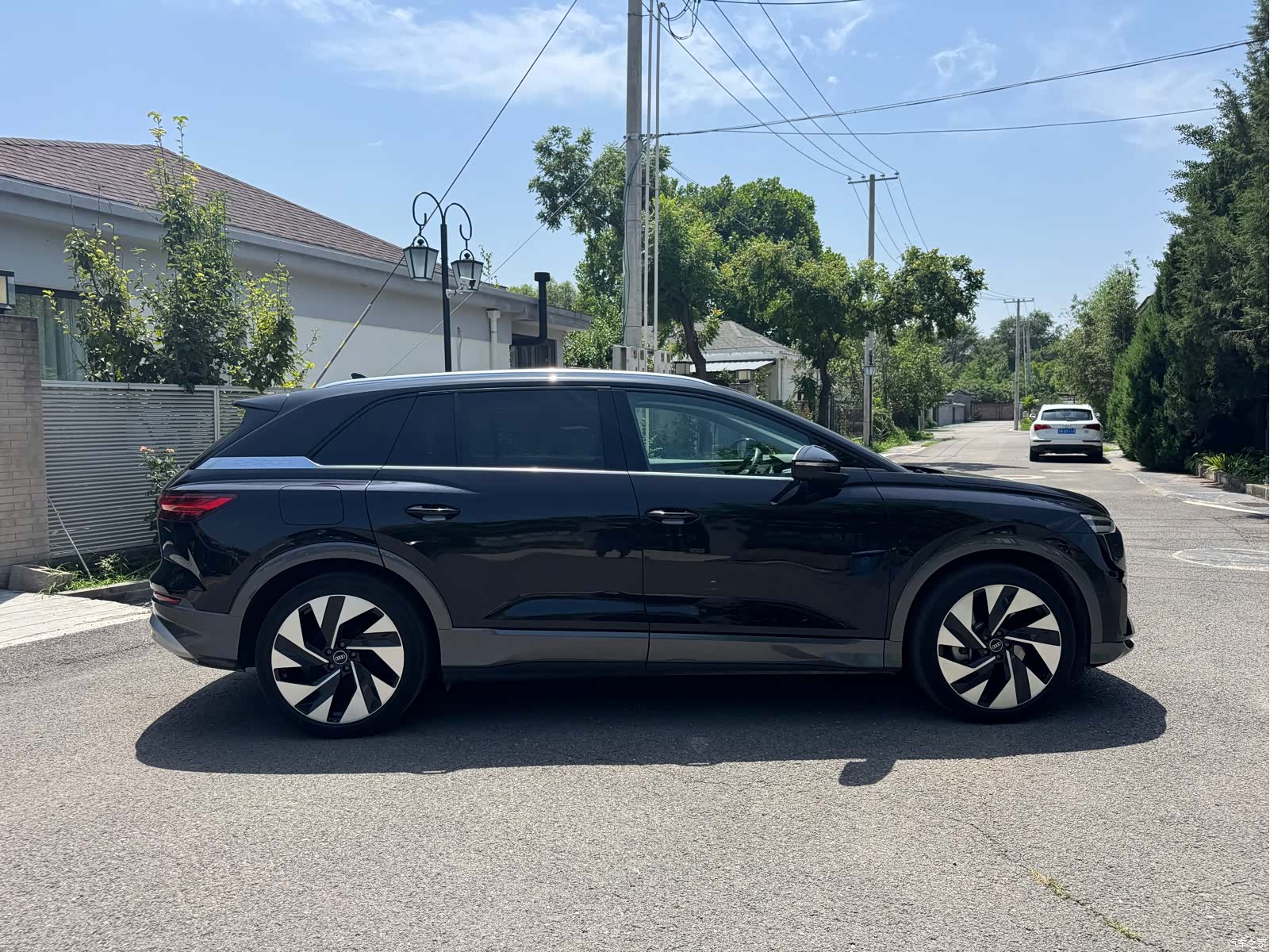 Audi Q5 e-tron, 2023 4