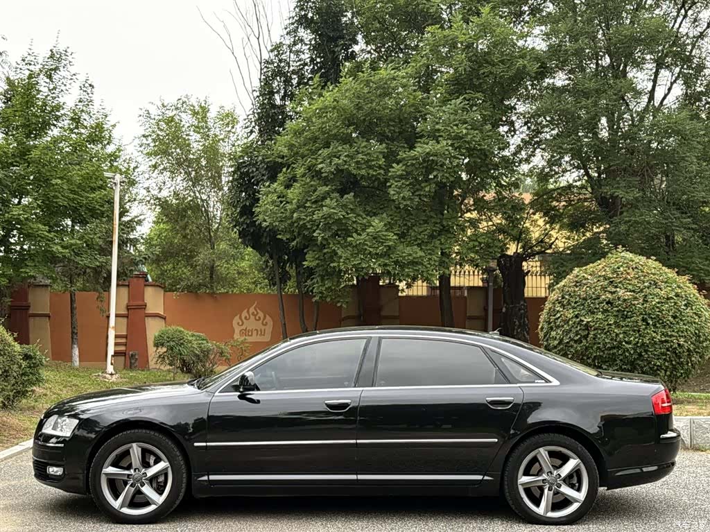 Audi A8L, 2009 3