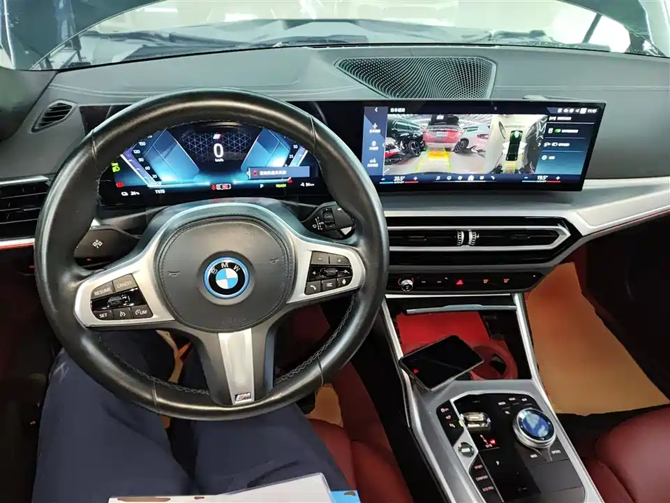 BMW i4