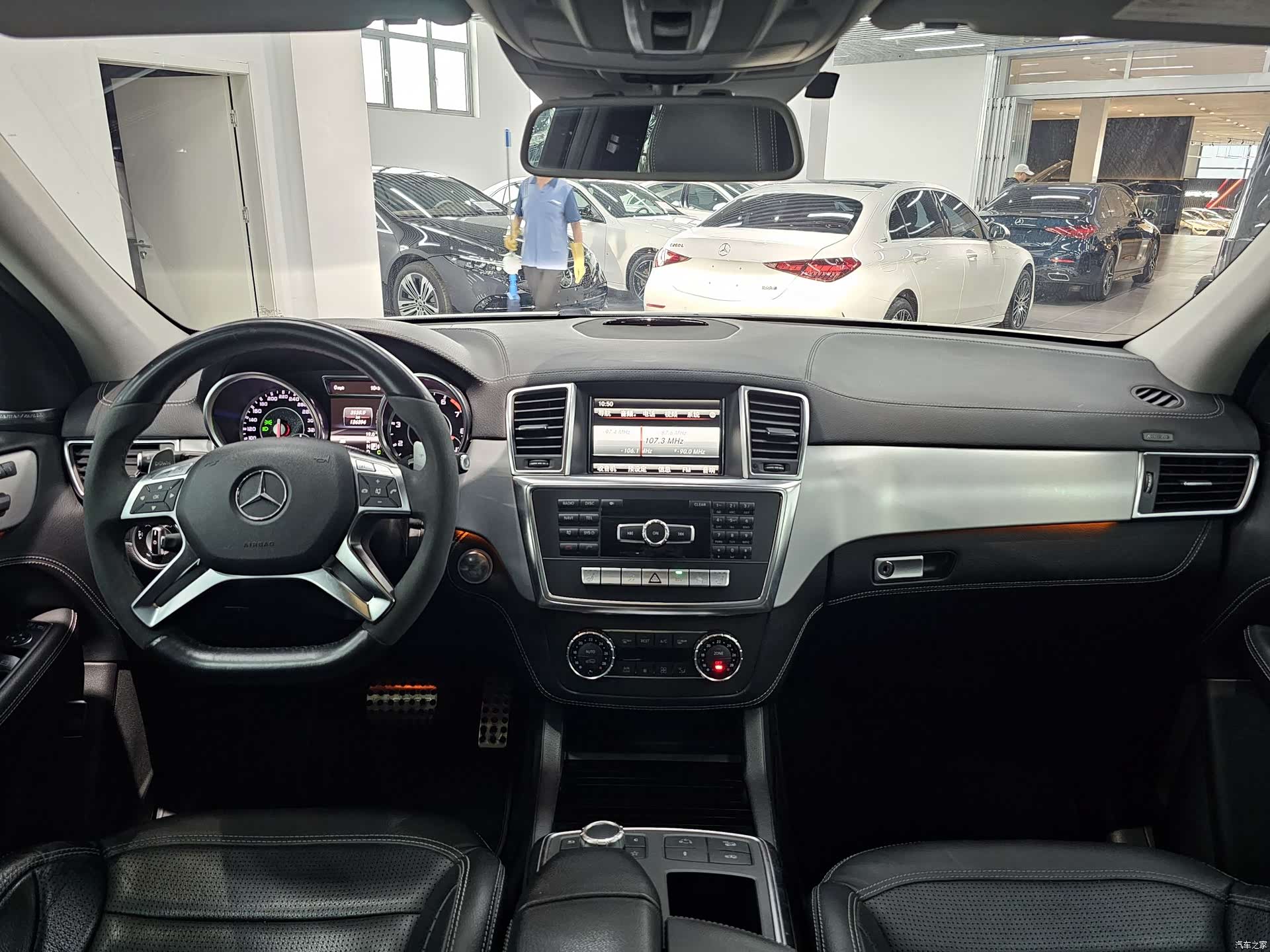 Mercedes-Benz M-Class AMG, 2013 7