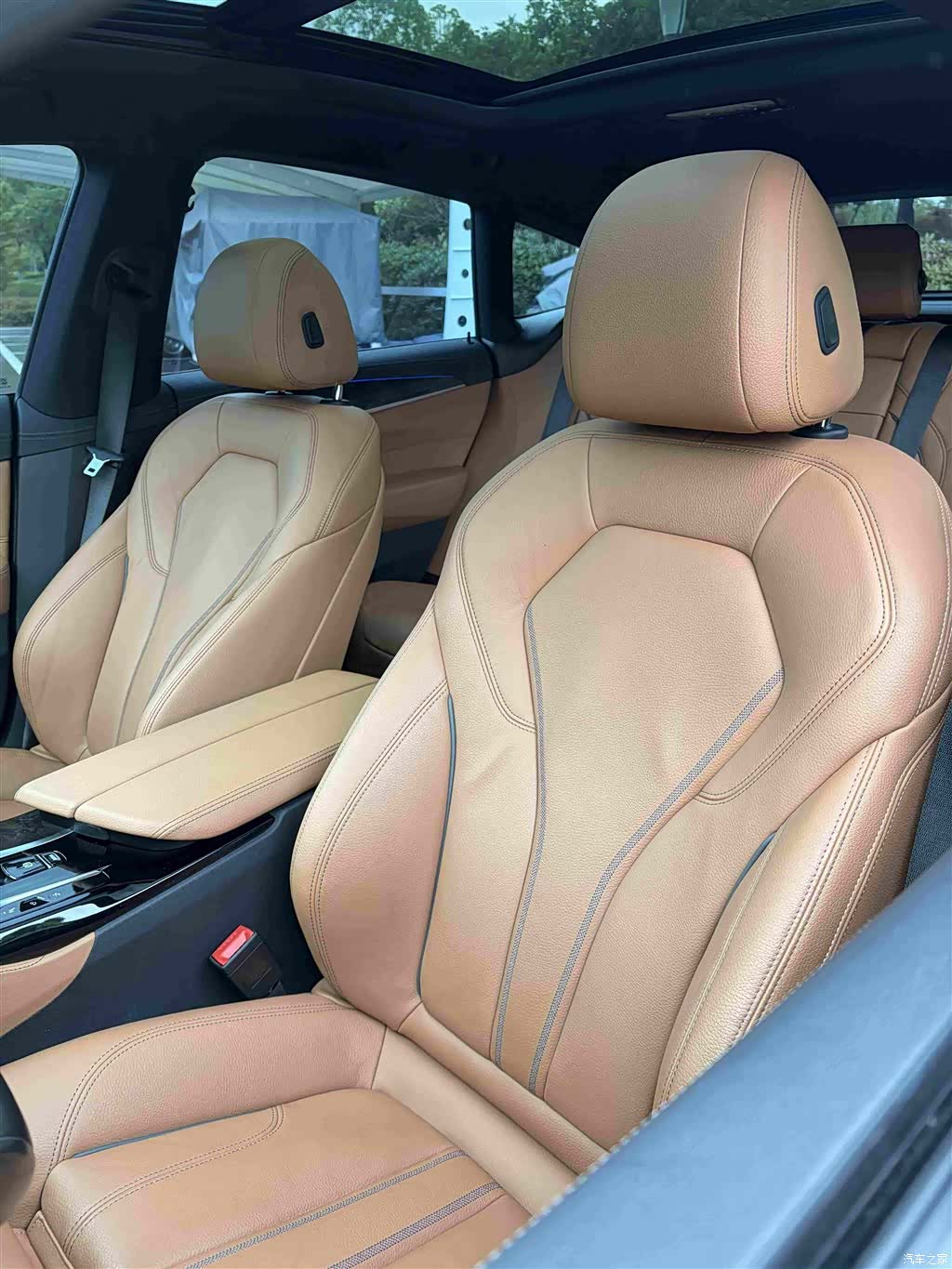 BMW 6 Series GT, 2025 16