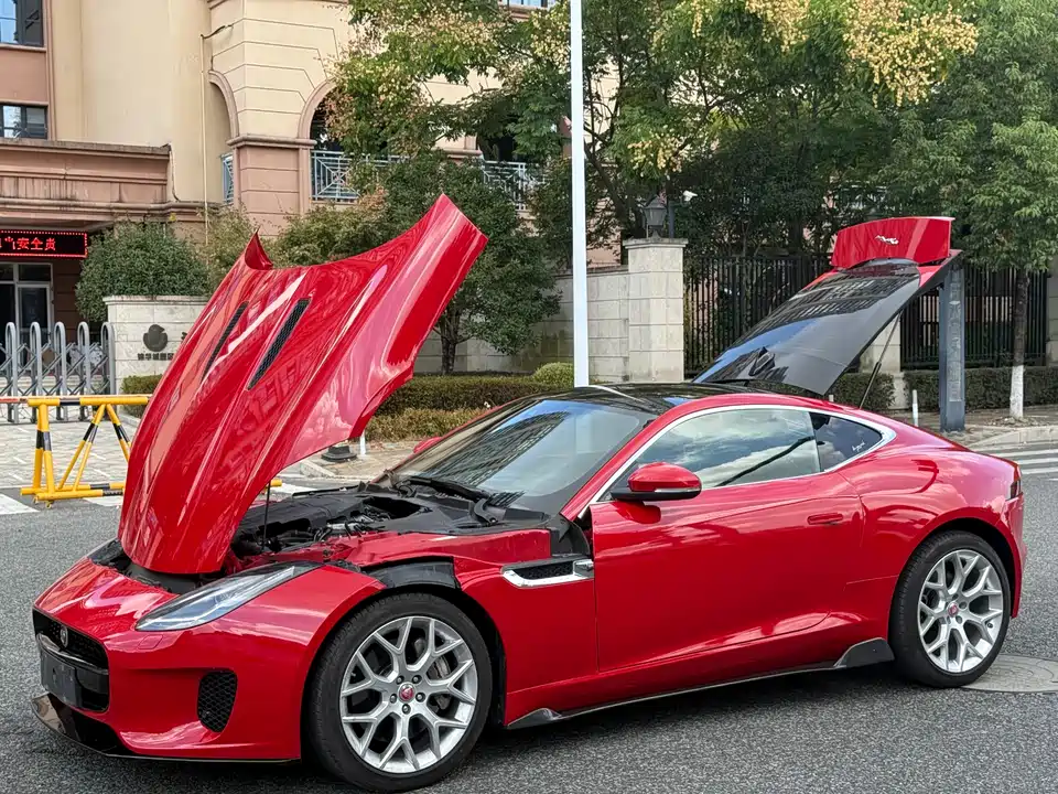 Jaguar F-TYPE
