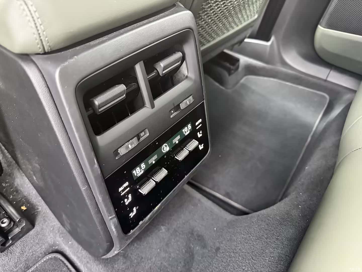 Porsche Macan, 2025 18