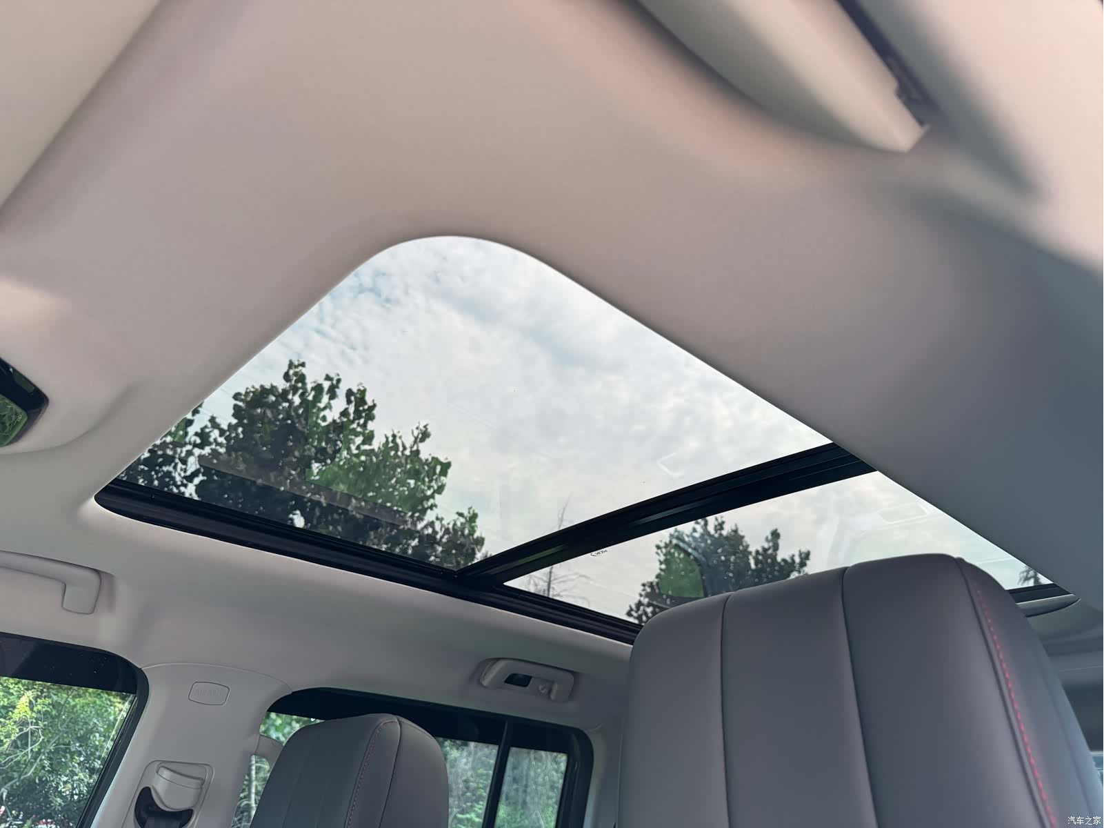 Jetour Traveller, 2023 10