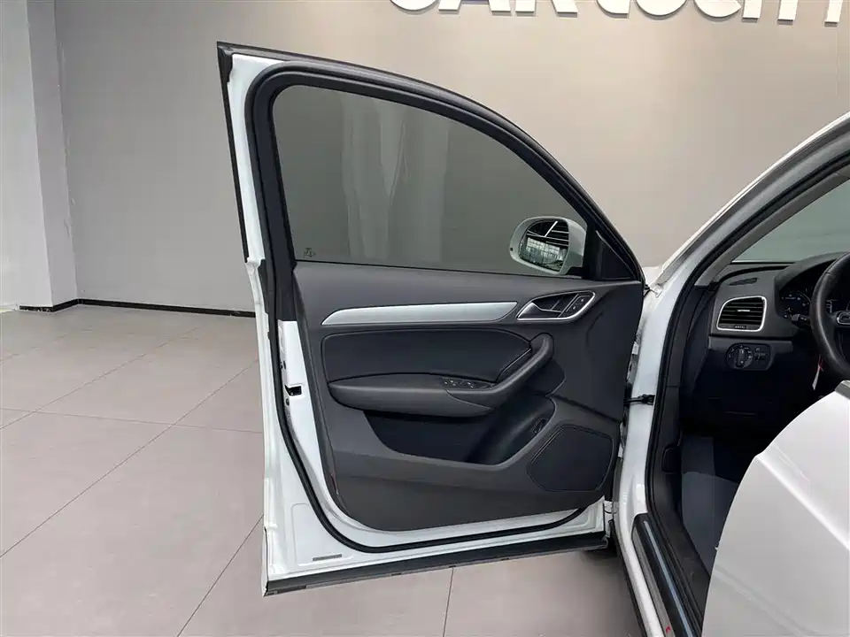 Audi Q3 Audi Q3