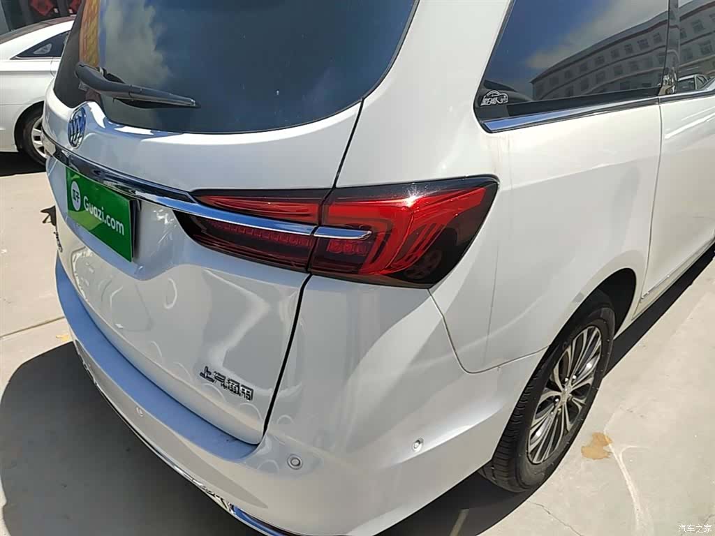 Buick GL8, 2021 8