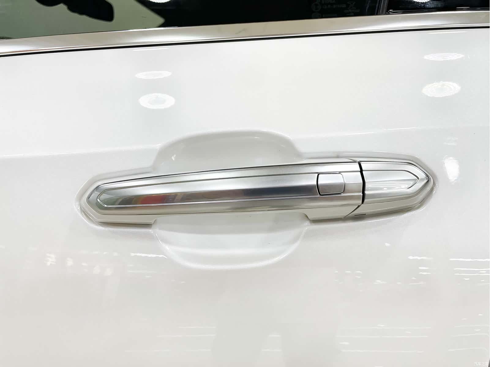 Cadillac XT4, 2020 11