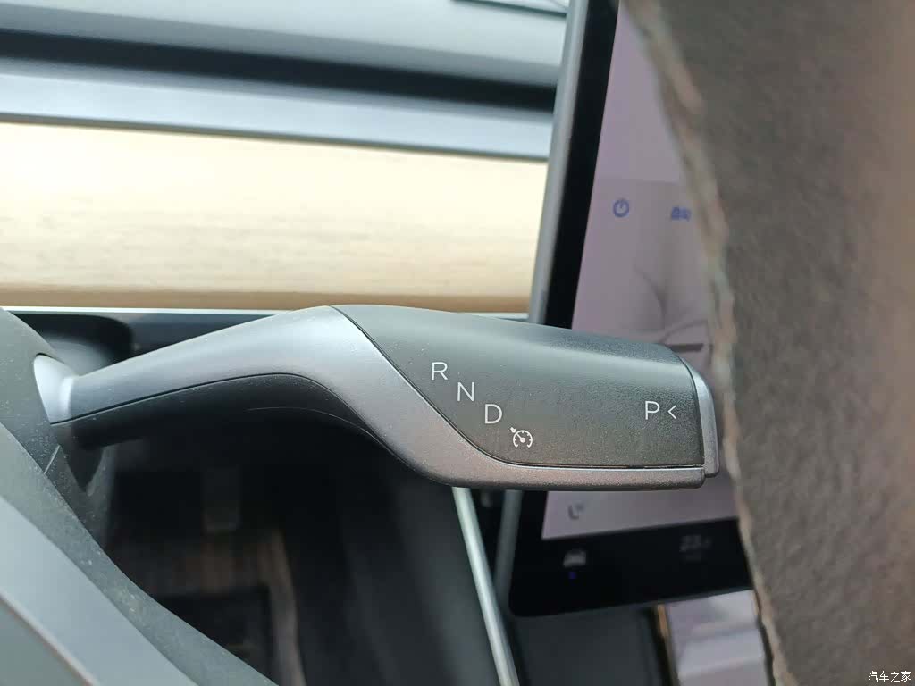 Tesla Model 3, 2020 10