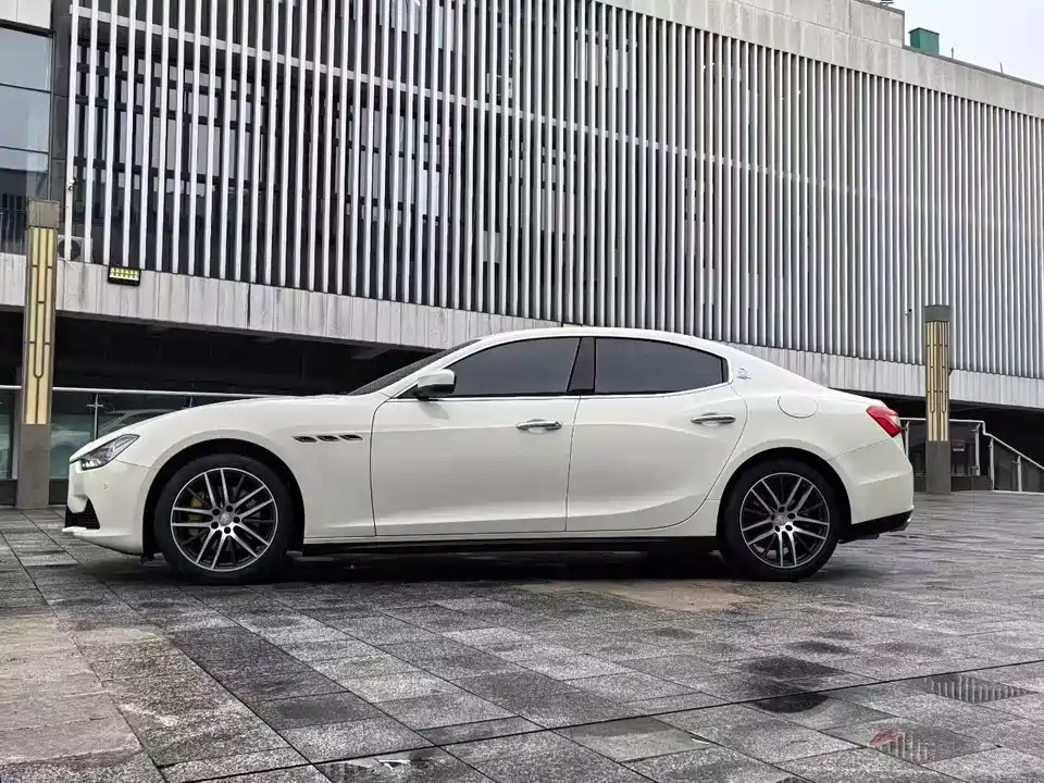 Maserati Ghibli