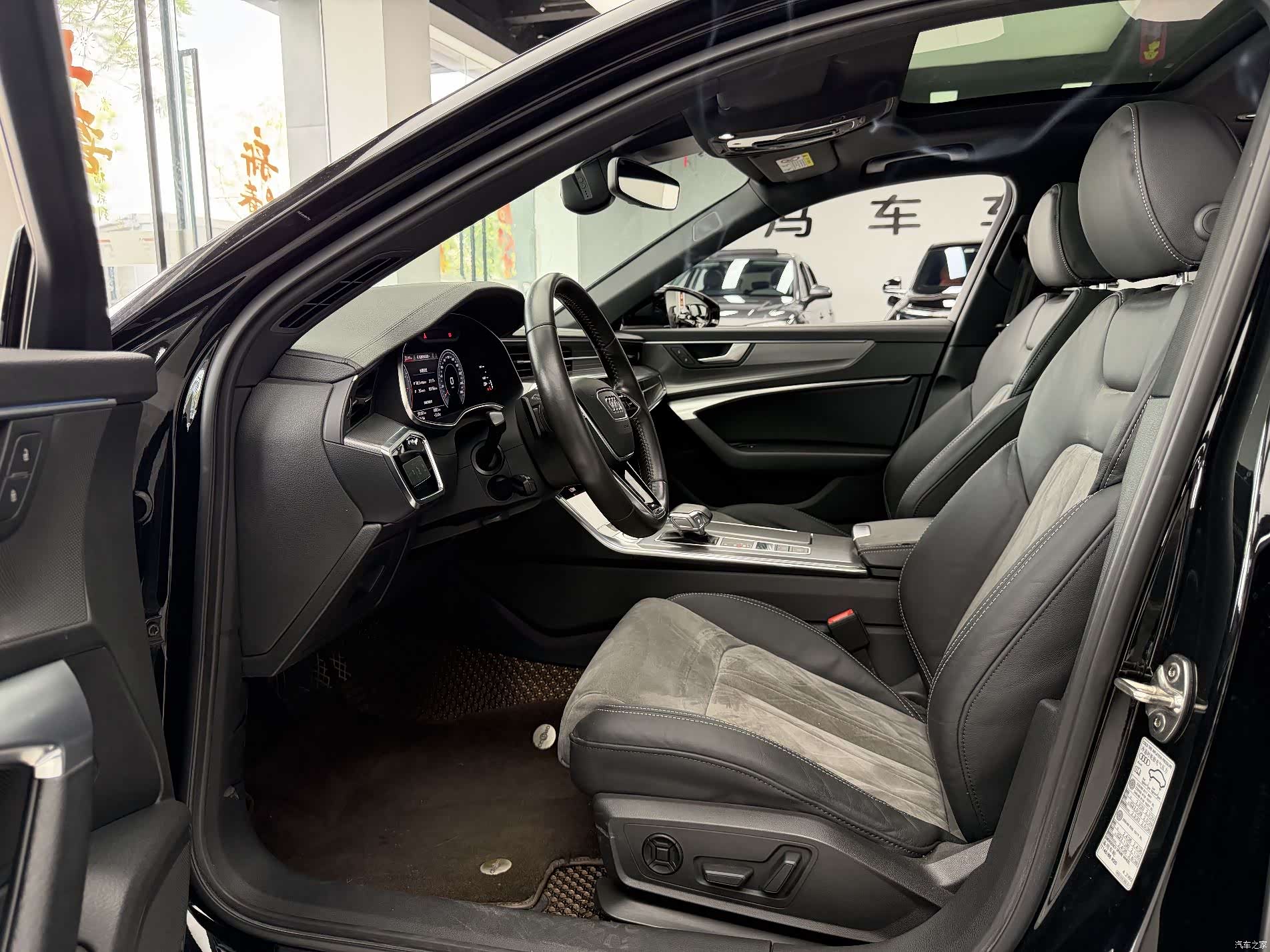 Audi A6L, 2020 все фото