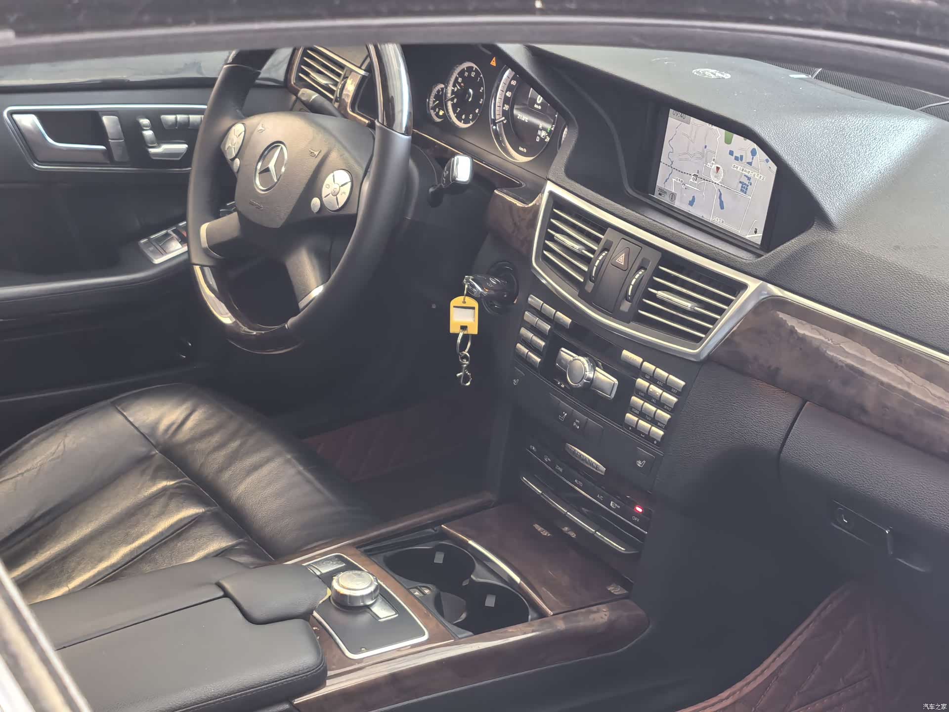 Mercedes-Benz E-Class, 2013 4