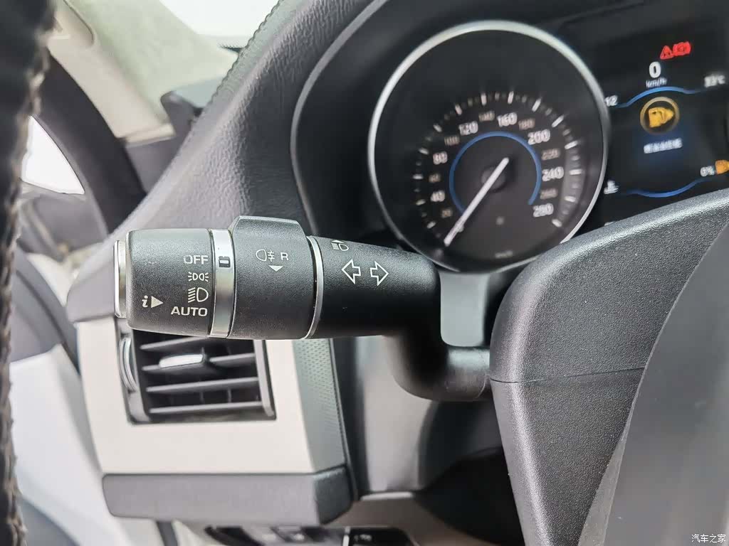 Land Rover XFL, 2017 21