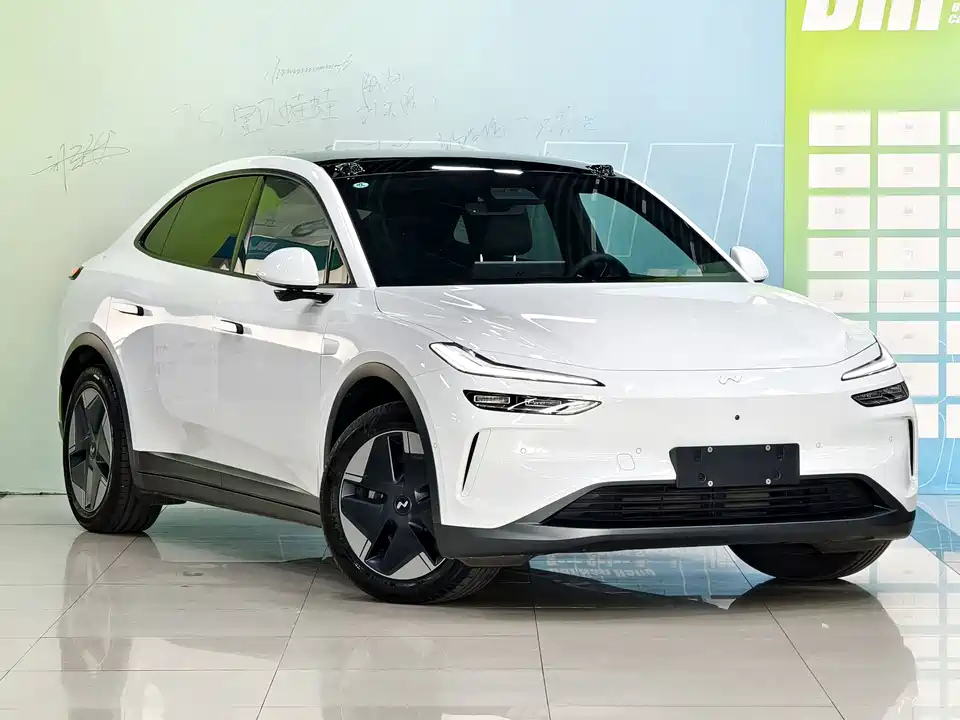 NIO L60