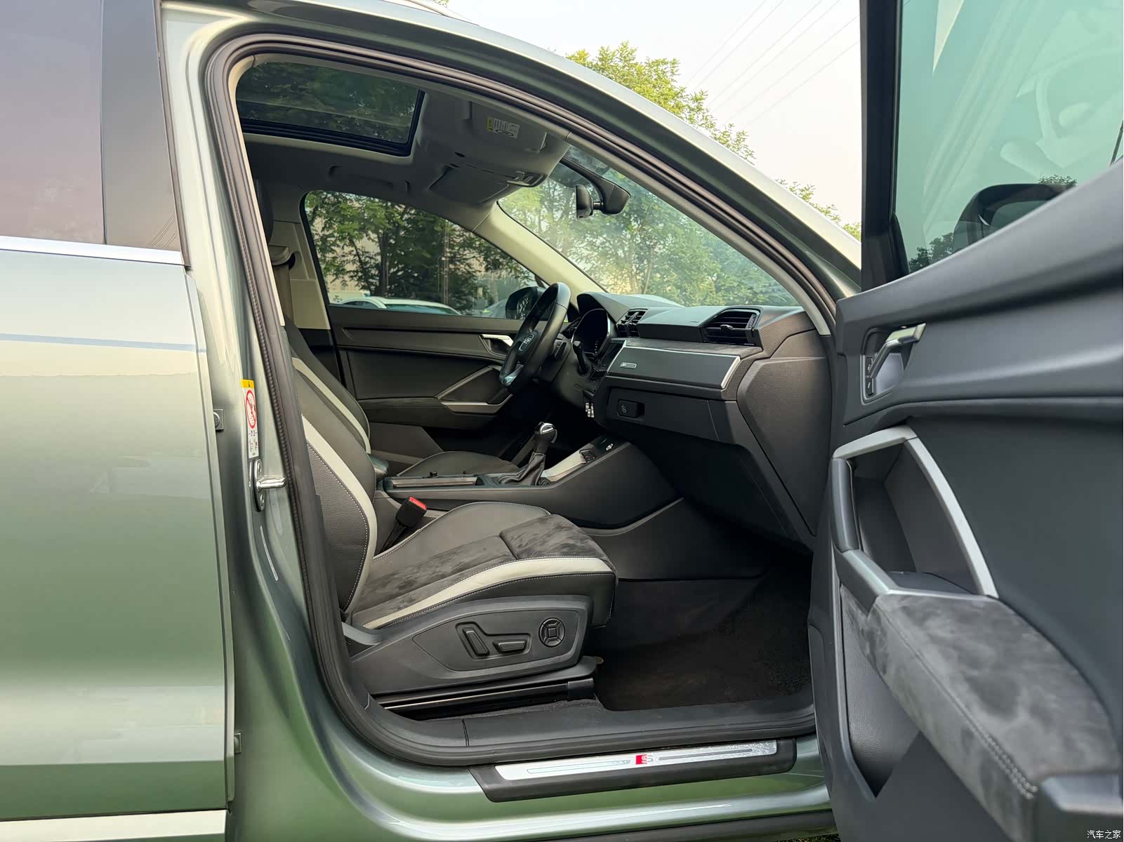 Audi Q3, 2022 13