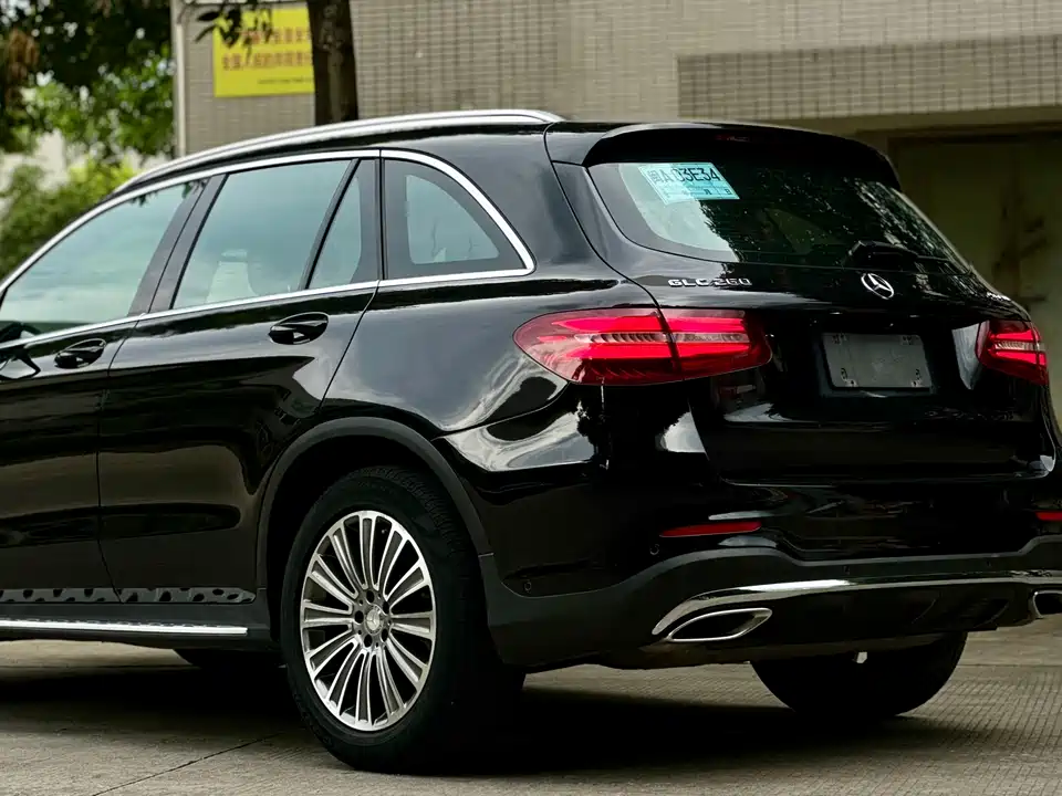 Mercedes-Benz GLC Mercedes-Benz GLC