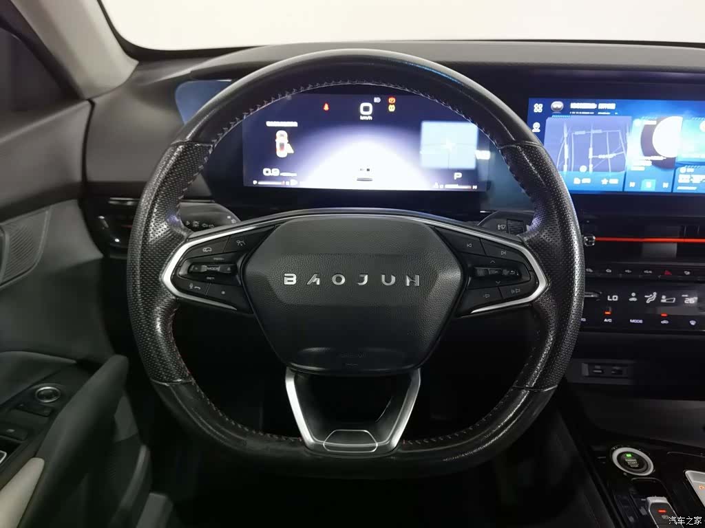 Wuling RC-6, 2019 11