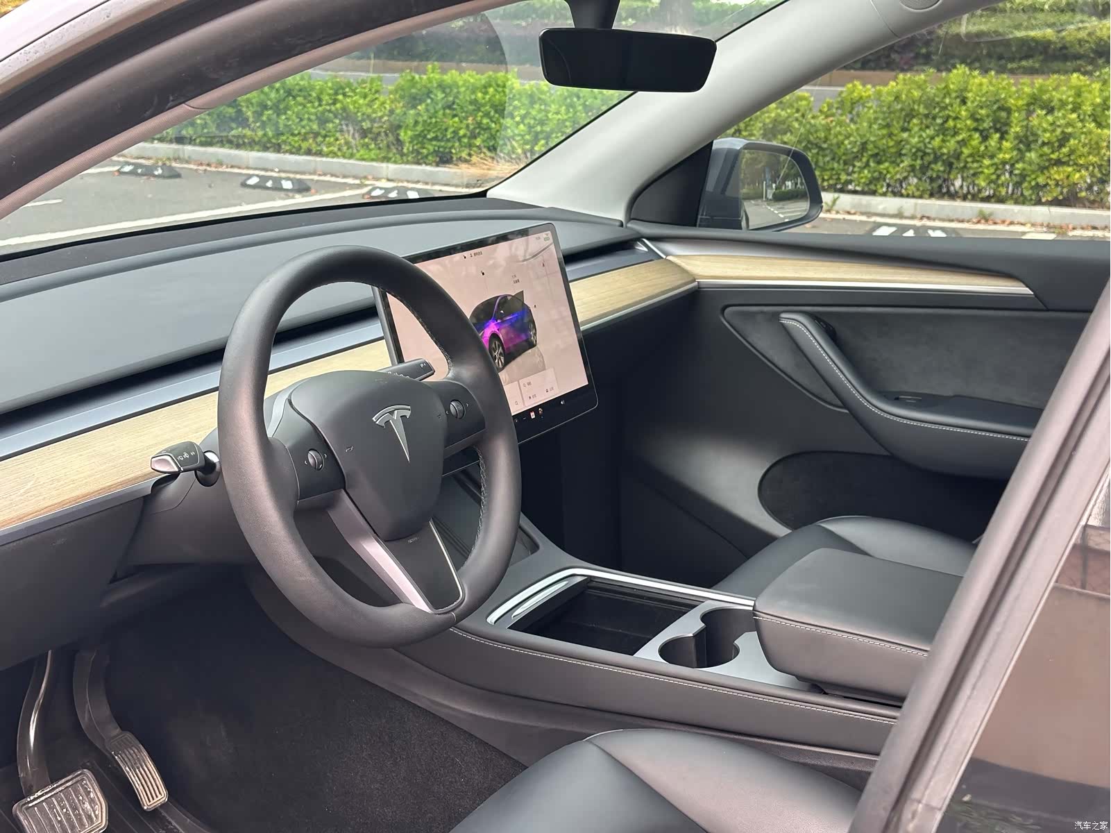 Tesla Model Y, 2023 7
