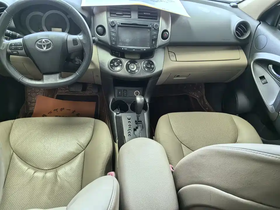 Toyota RAV4 Rongfang