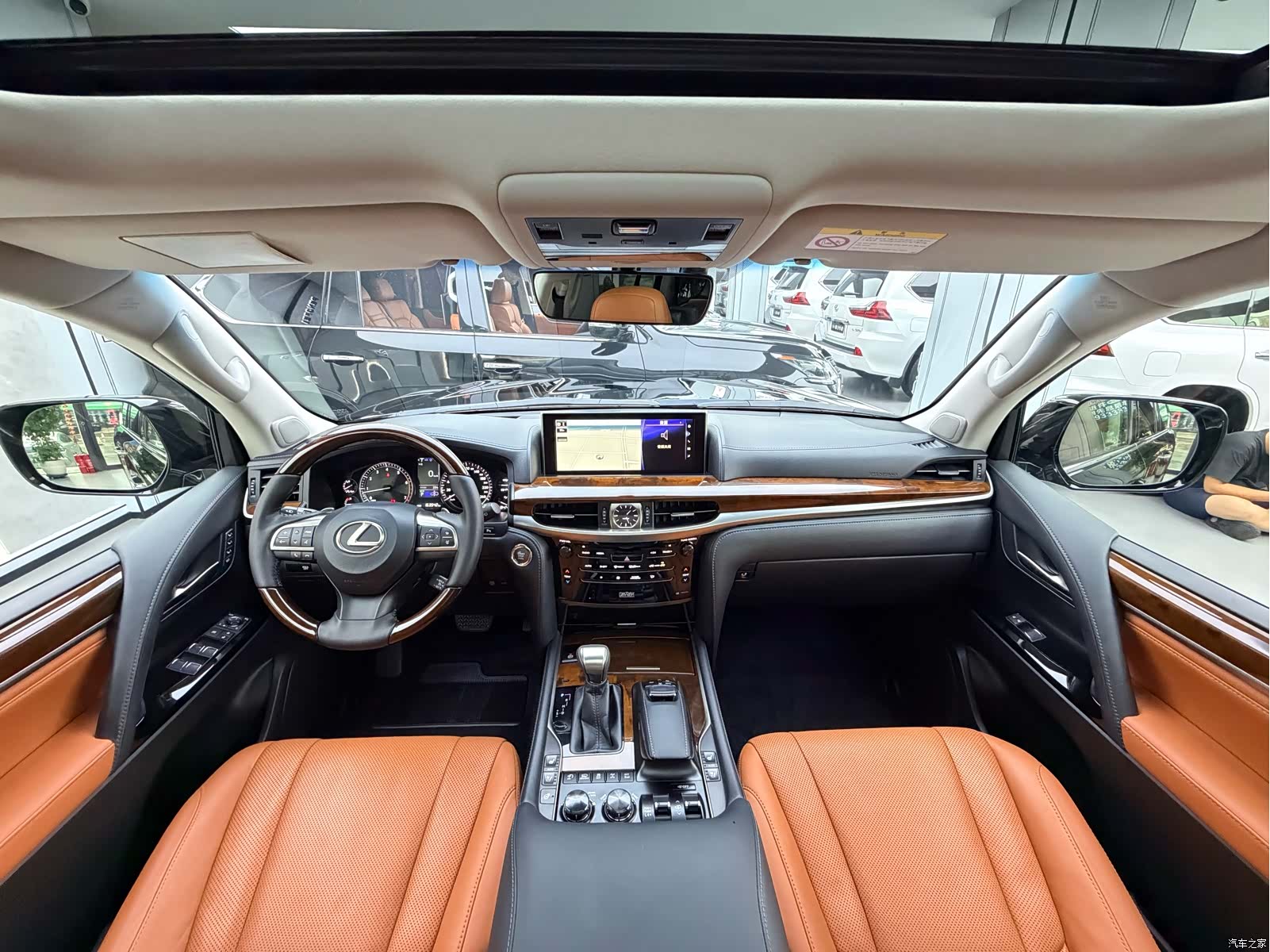 Lexus LX, 2017 6