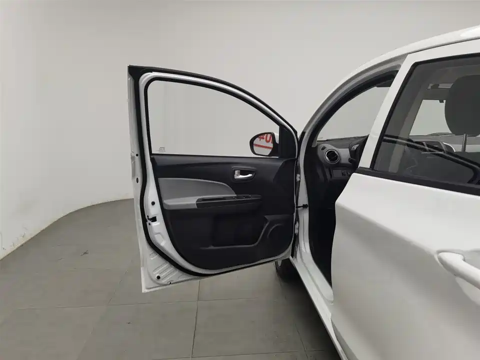 Changan Benben E-Star