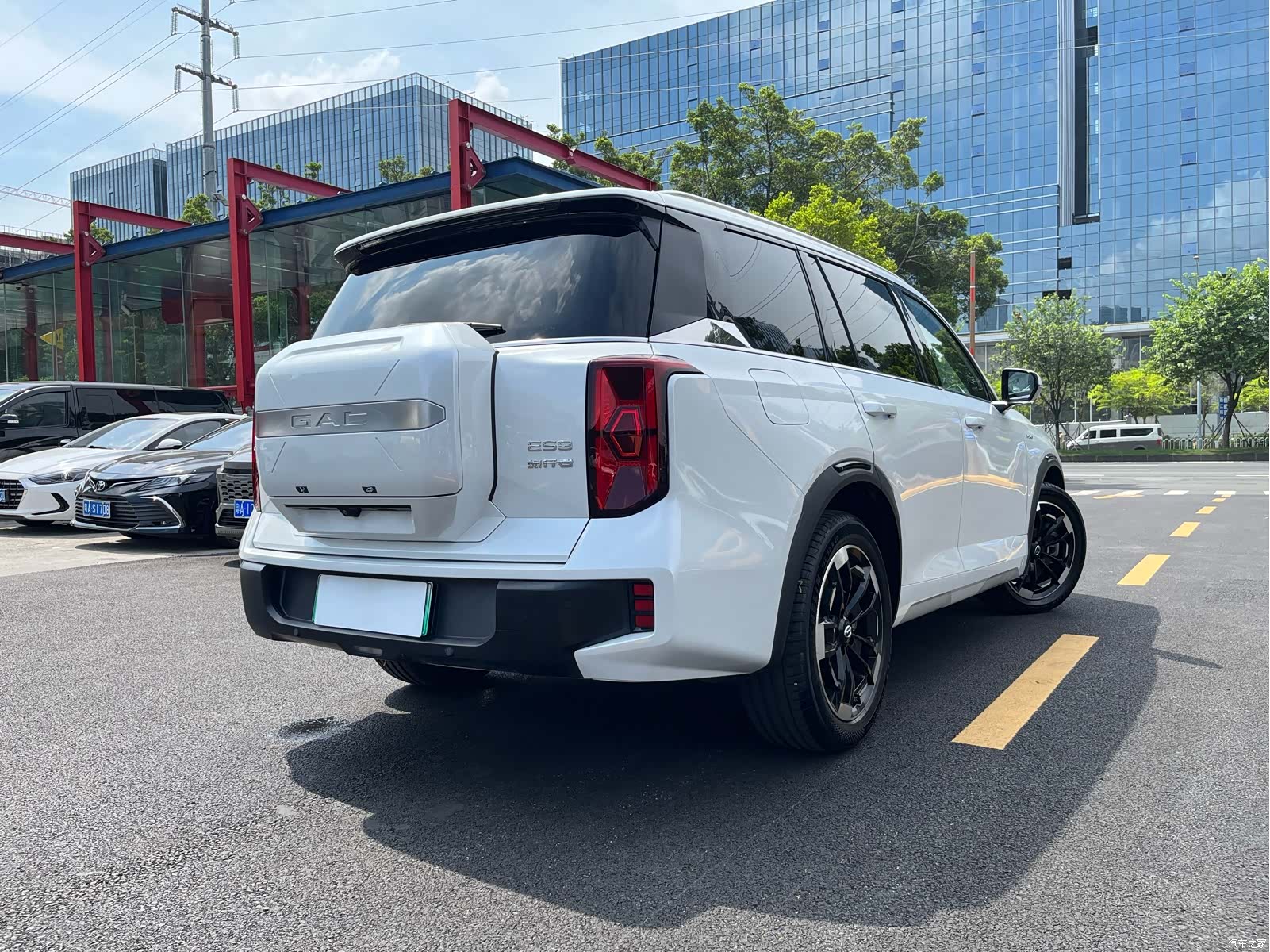Trumpchi ES9, 2023 6