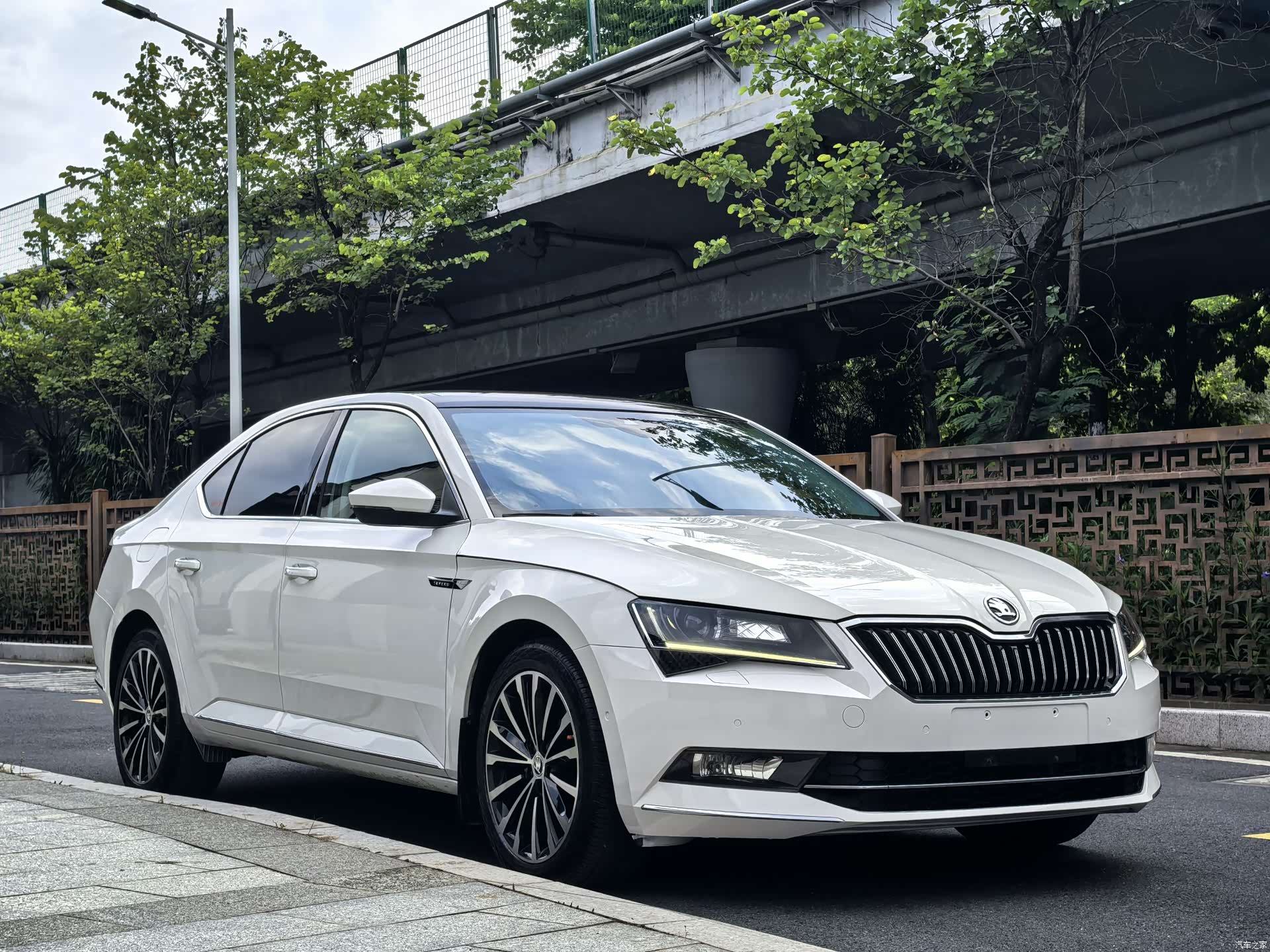 Skoda Superb, 2018 3