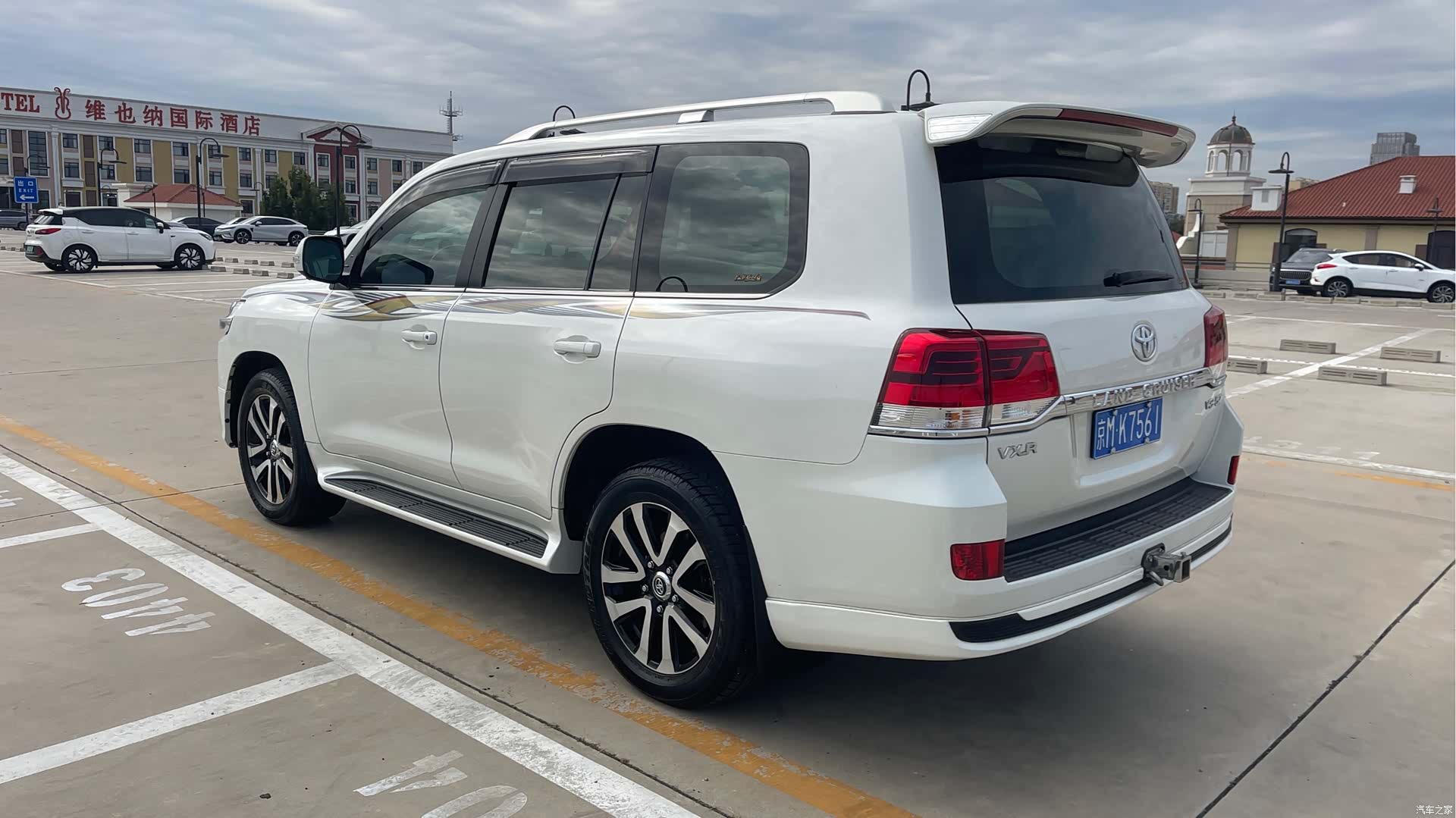 Toyota Land Cruiser, 2019 4