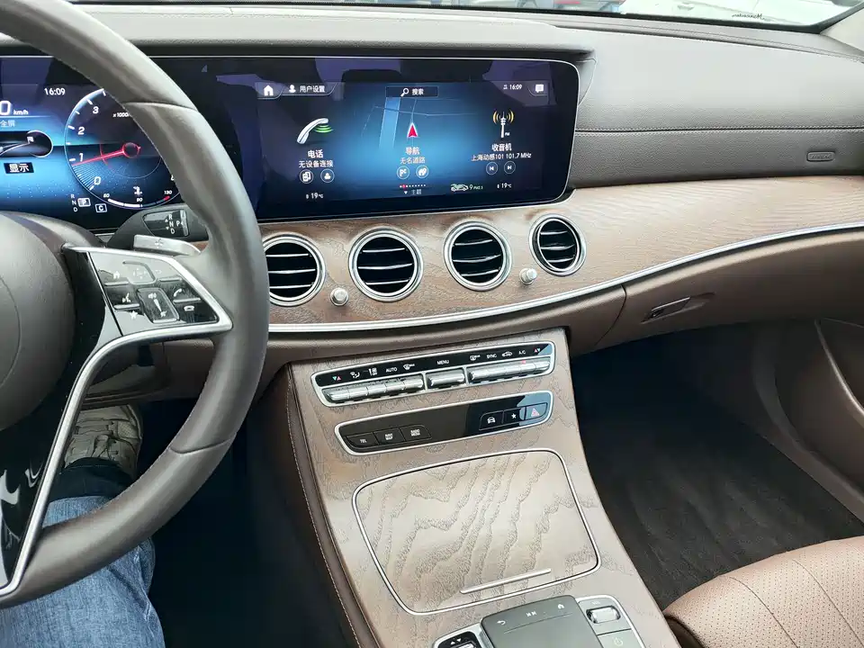 Mercedes-Benz E-class Mercedes-Benz E-class