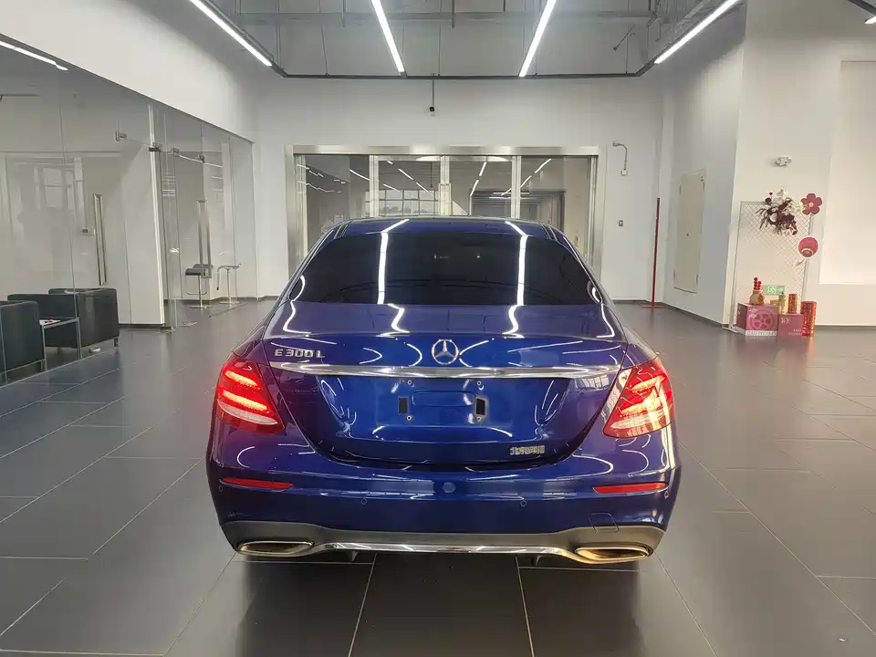 Mercedes-Benz E-class Mercedes-Benz E-class