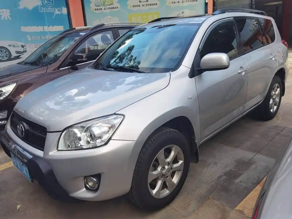 Toyota RAV4 Rongfang