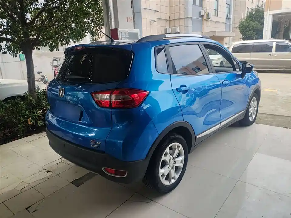 Changan CS15