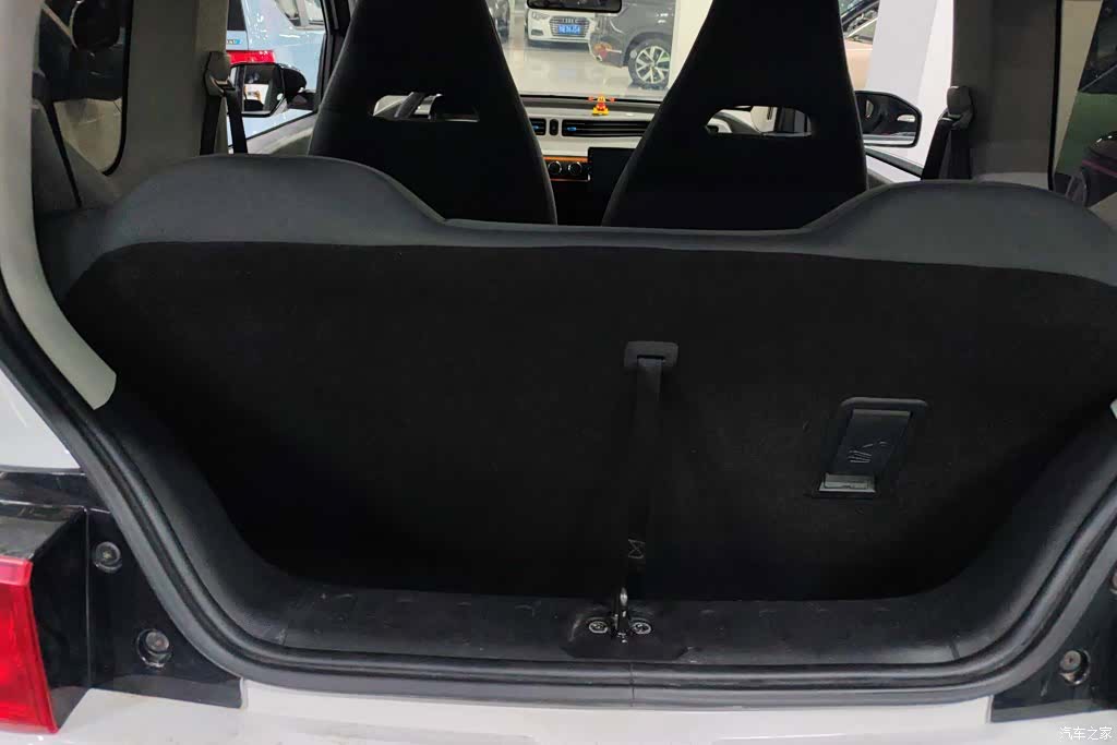 Wuling MINIEV, 2020 4