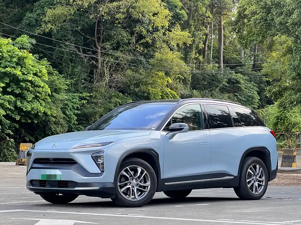 NIO ES6