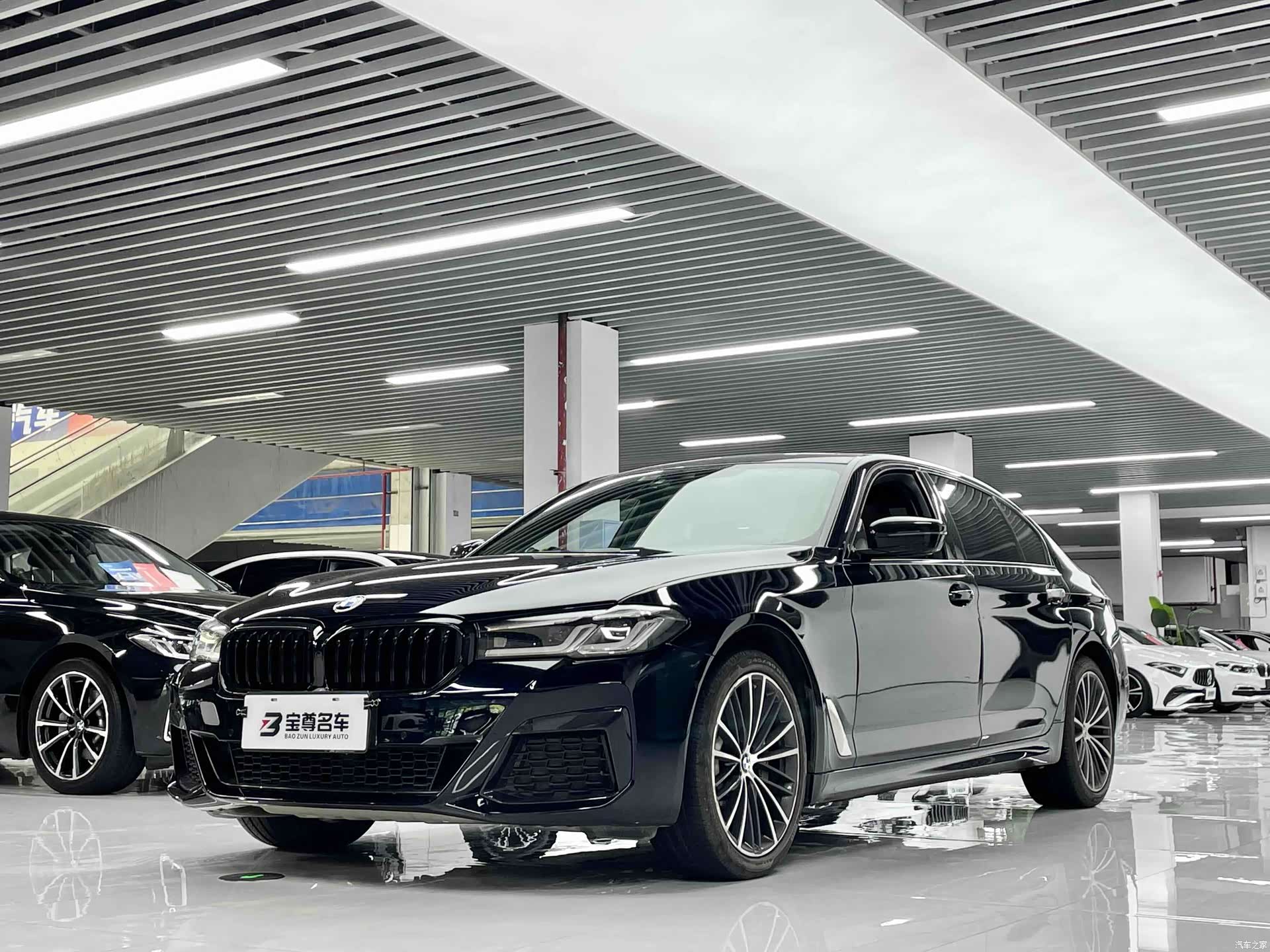 BMW 5 Series, 2021 1