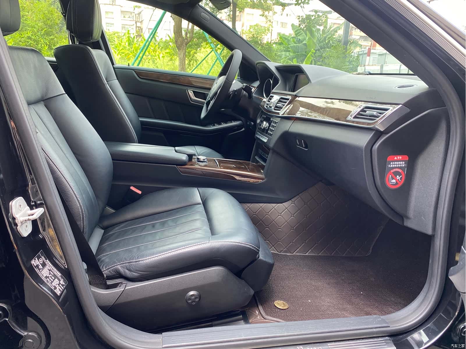 Mercedes-Benz E-Class, 2014 9