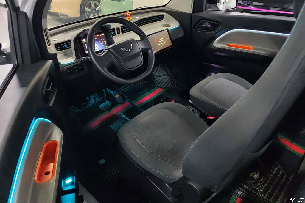 Wuling MINIEV, 2020 9
